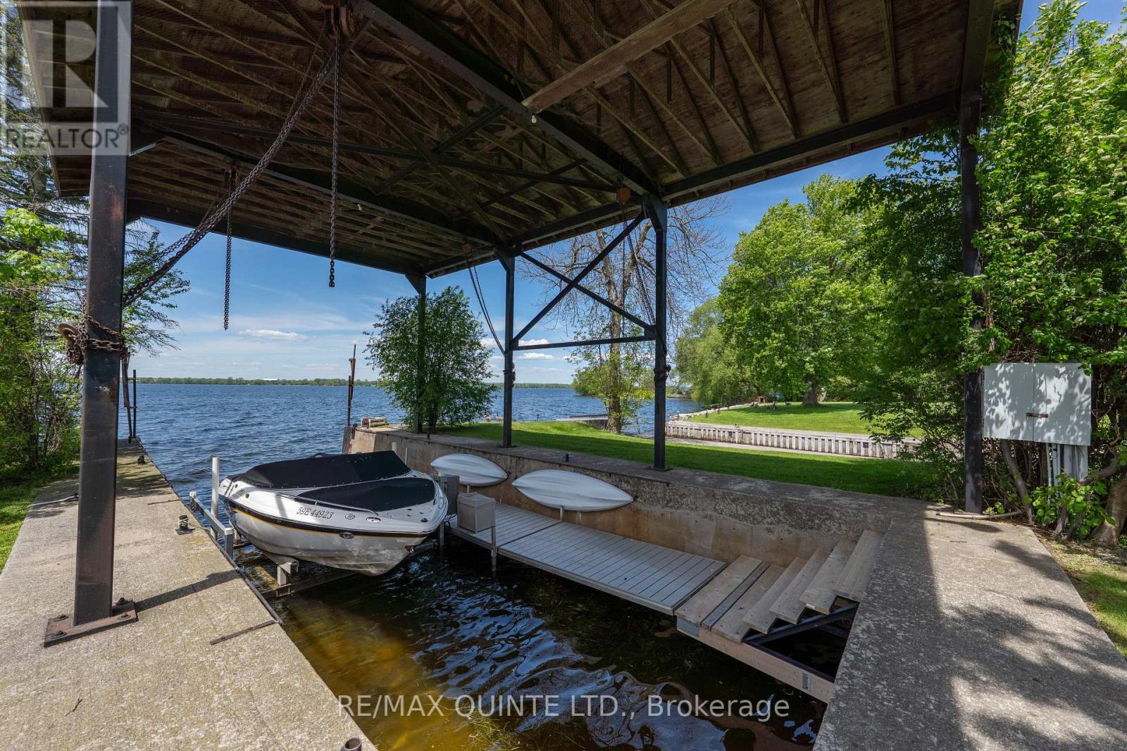 2400 County Rd 3, Prince Edward County, Ontario  K0K 1L0 - Photo 50 - X12184623