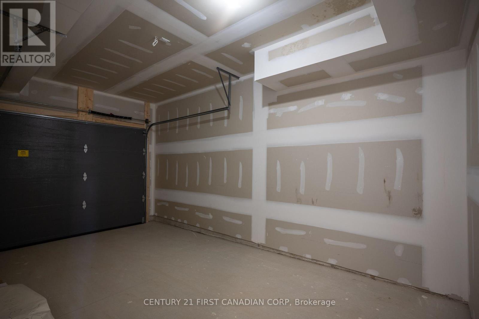 4297 Calhoun Way, London South, Ontario  N6P 1J9 - Photo 25 - X12184561