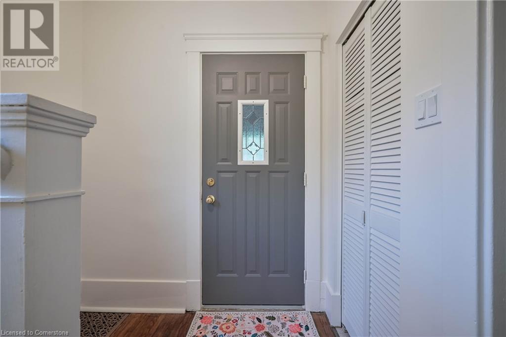 339 Nelson Street, Stratford, Ontario  N5A 2K7 - Photo 3 - 40732494