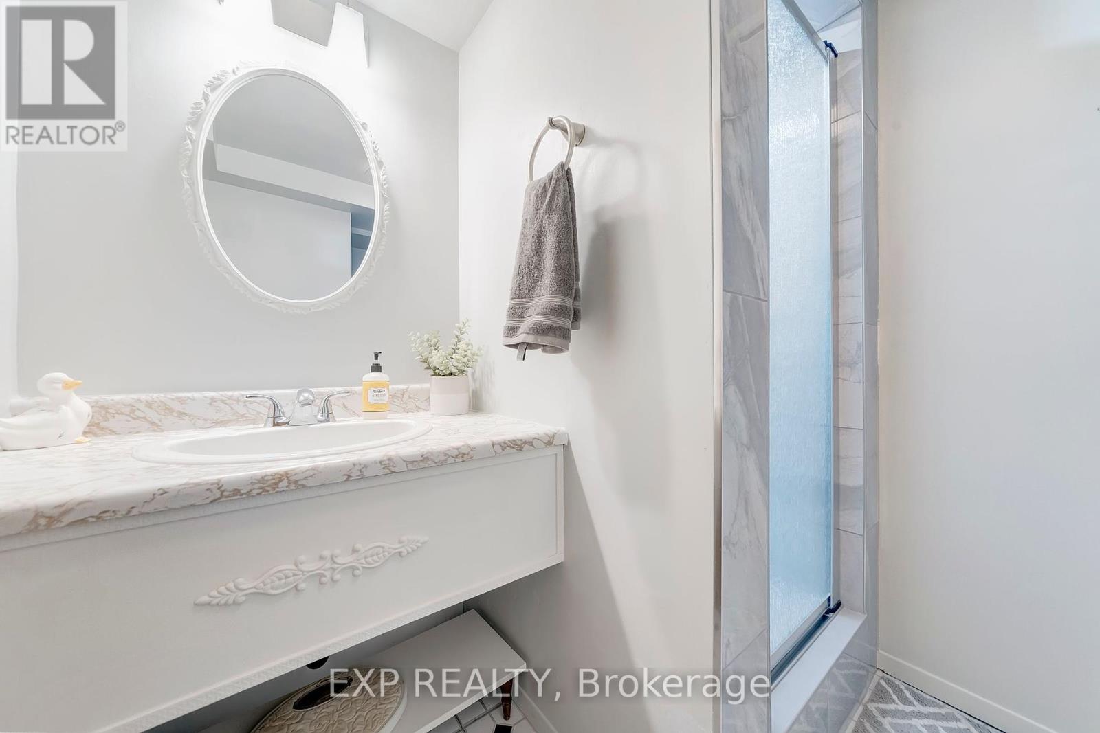 62 Forster Street, St. Catharines, Ontario  L2N 2A5 - Photo 26 - X12125272