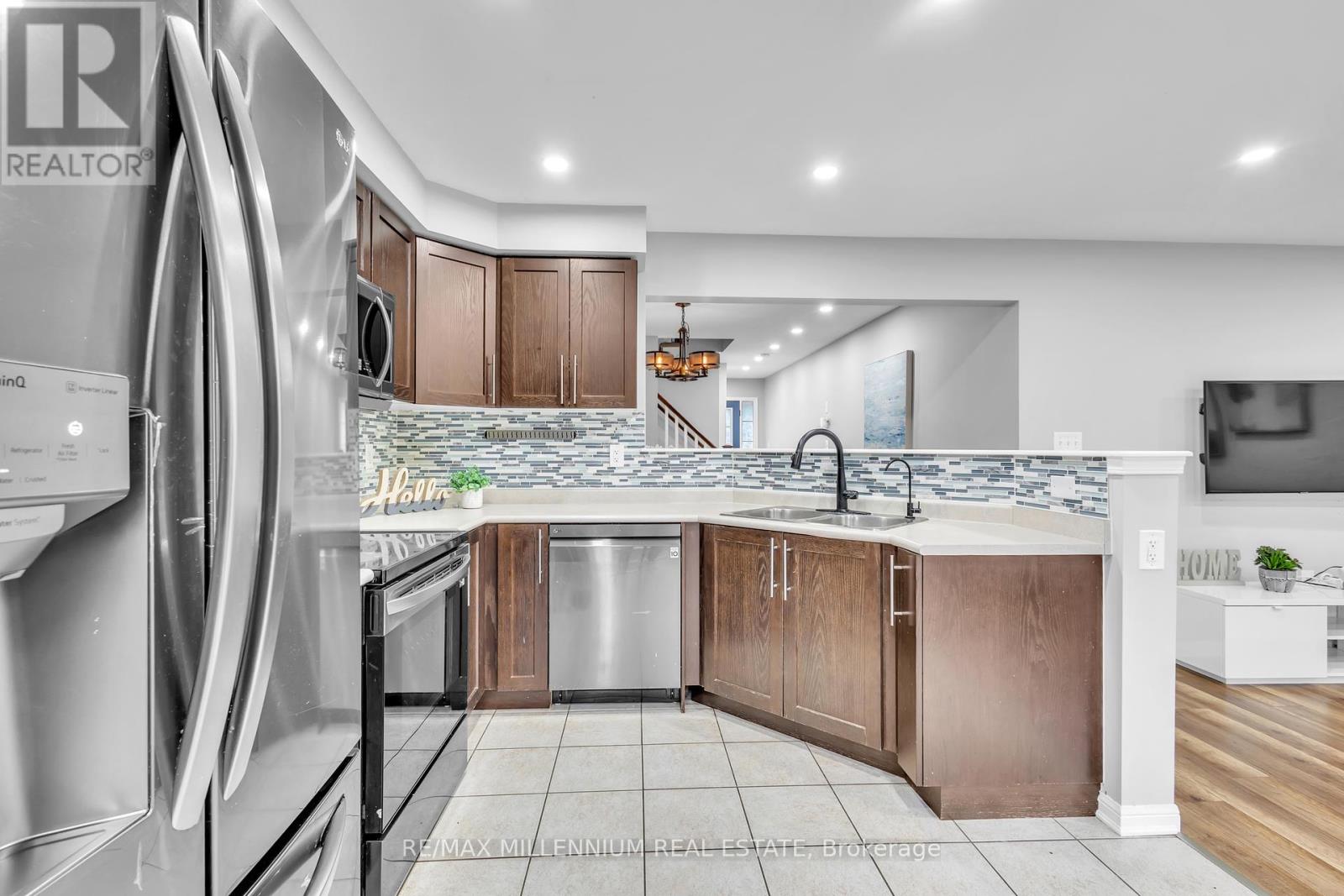 166 Silverthorne Drive, Cambridge, Ontario  N3C 0C3 - Photo 20 - X12132814