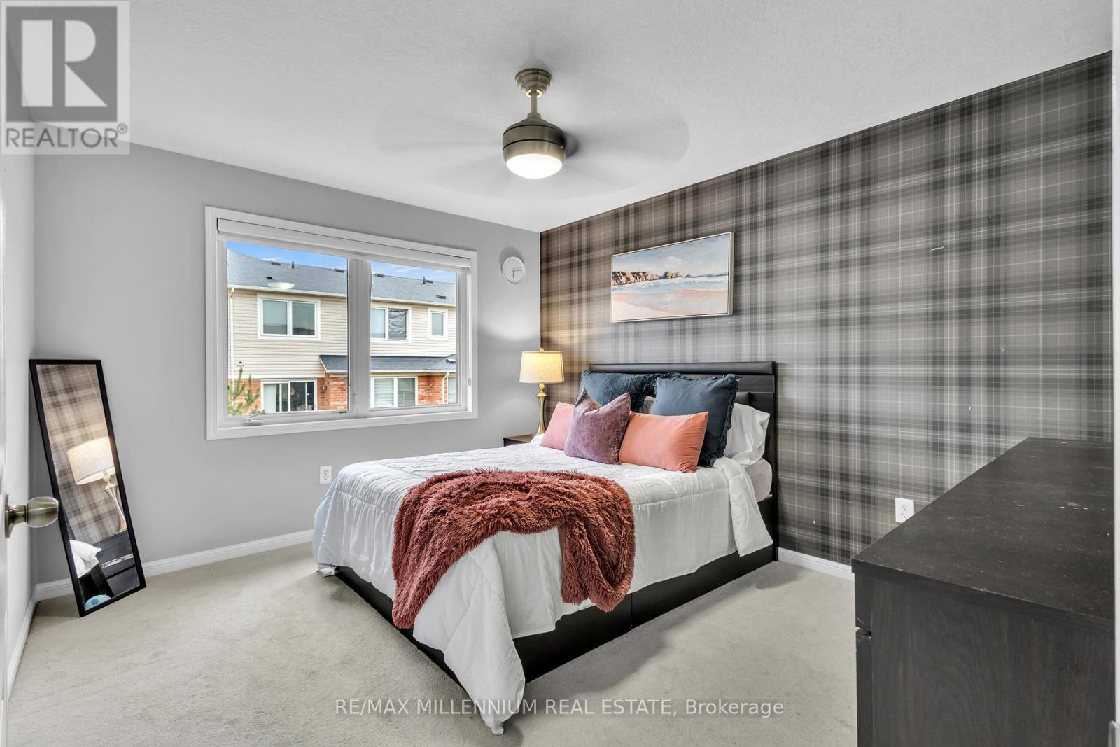 166 Silverthorne Drive, Cambridge, Ontario  N3C 0C3 - Photo 27 - X12132814