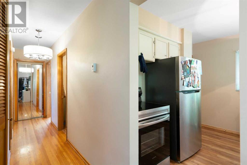 1604 43 Street Sw, Calgary, Alberta  T3C 2A4 - Photo 17 - A2225084