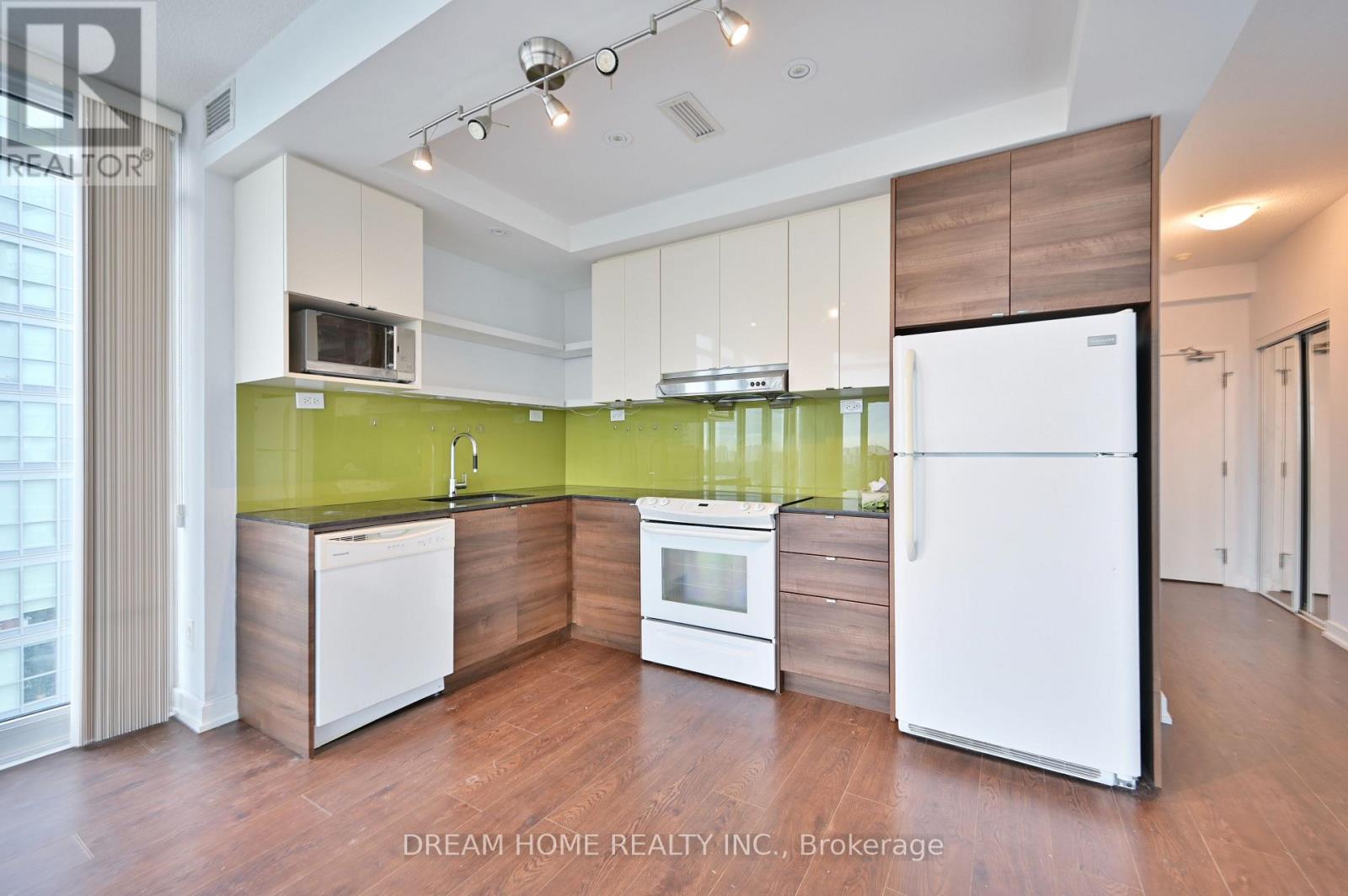 2608 - 121 Mcmahon Drive, Toronto, Ontario  M2K 1C2 - Photo 10 - C12184380