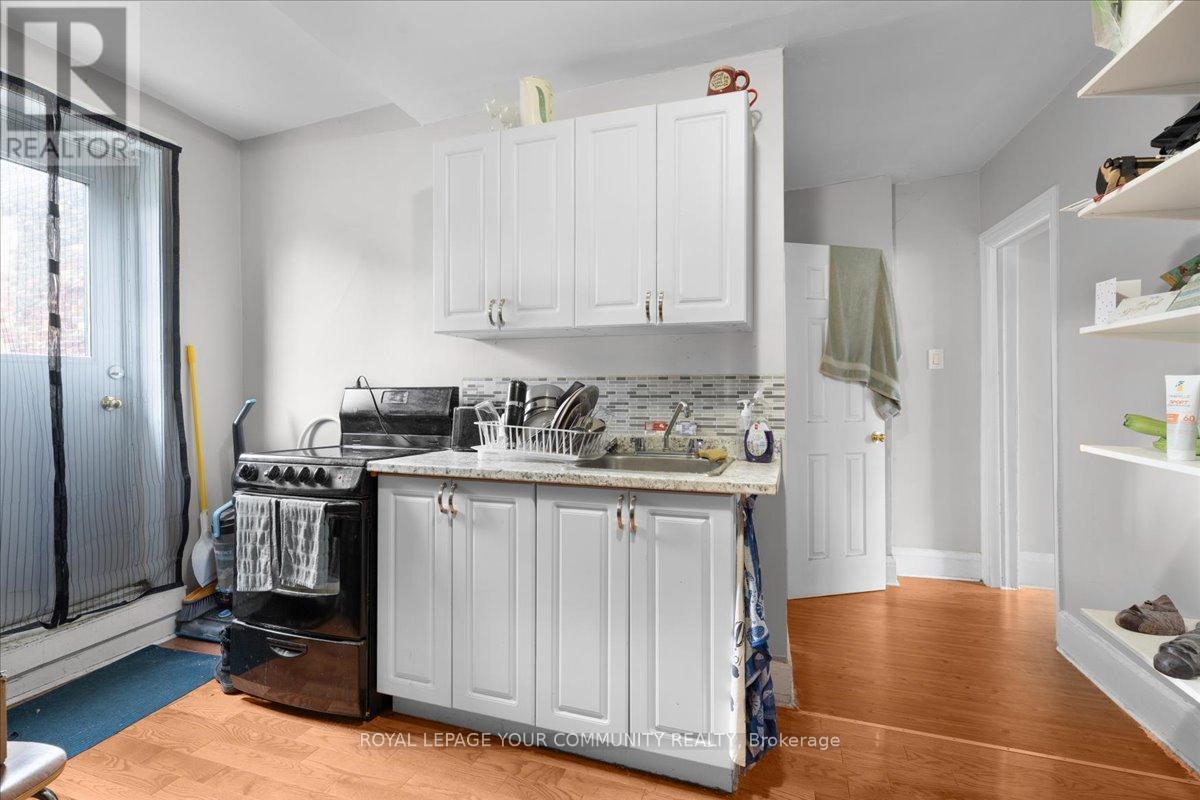 676 Bloor Street W, Toronto, Ontario  M6G 1L2 - Photo 28 - C12184407
