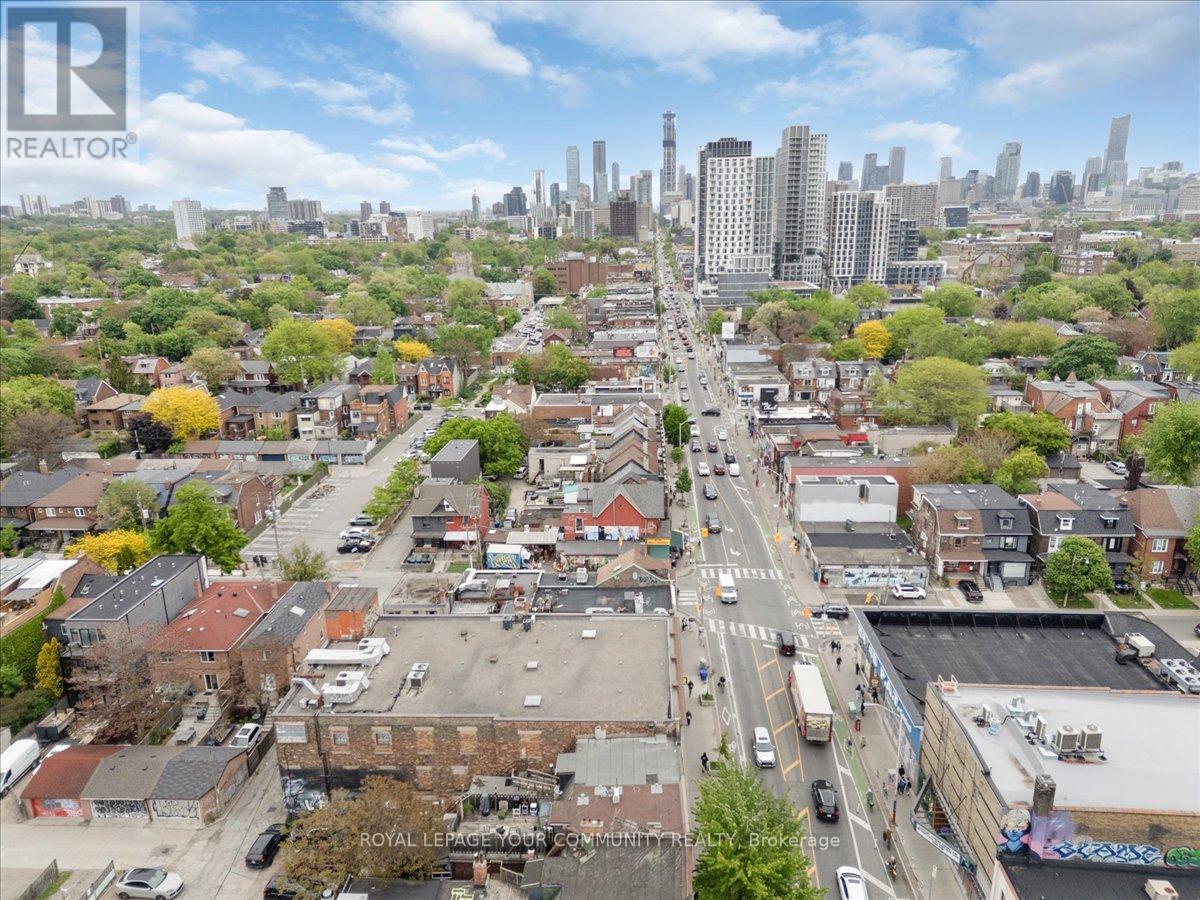 676 Bloor Street W, Toronto (Annex), Ontario  M6G 1L2 - Photo 36 - C12184407