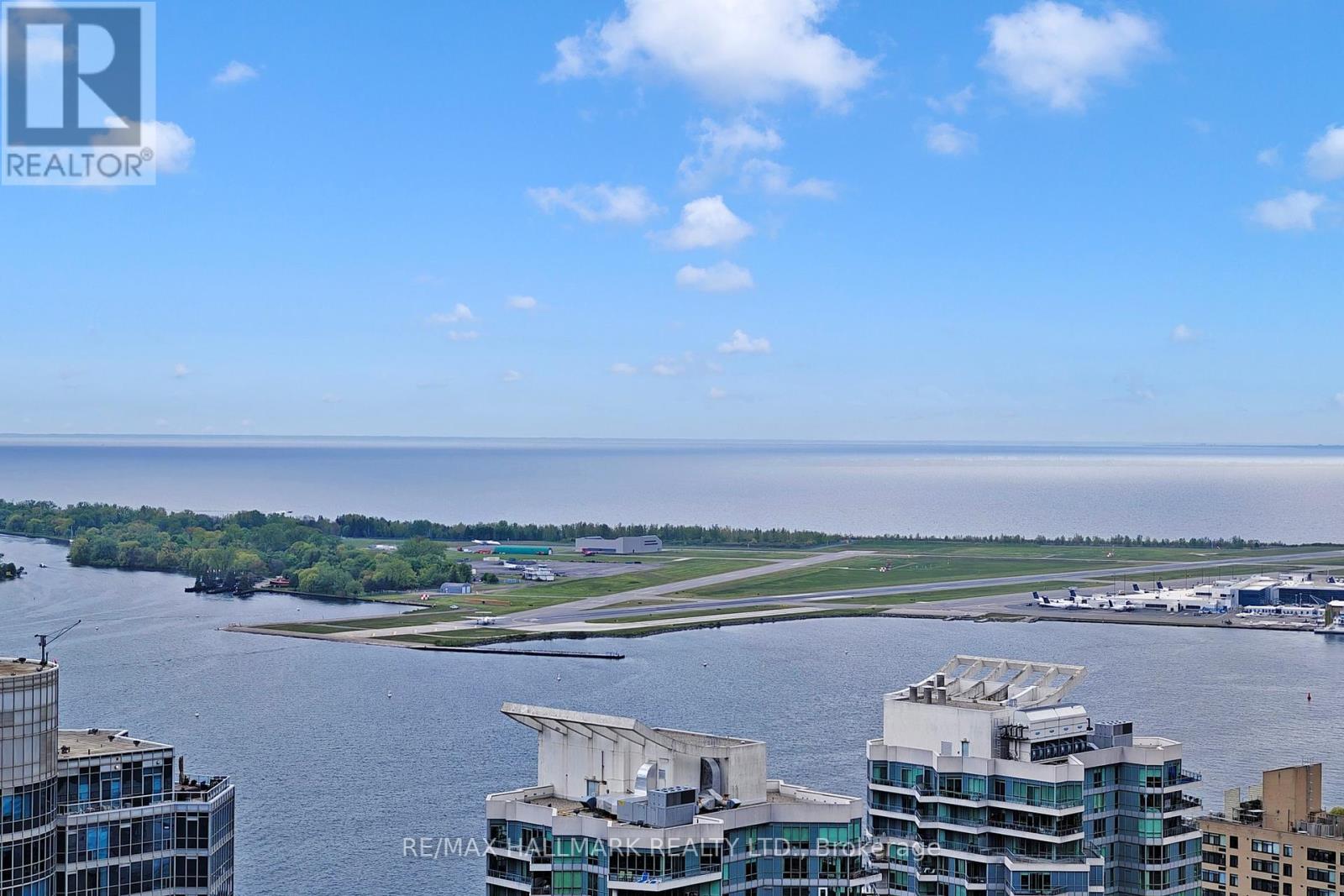 3302 - 12 York Street, Toronto (Waterfront Communities), Ontario  M5J 0A9 - Photo 6 - C12184441