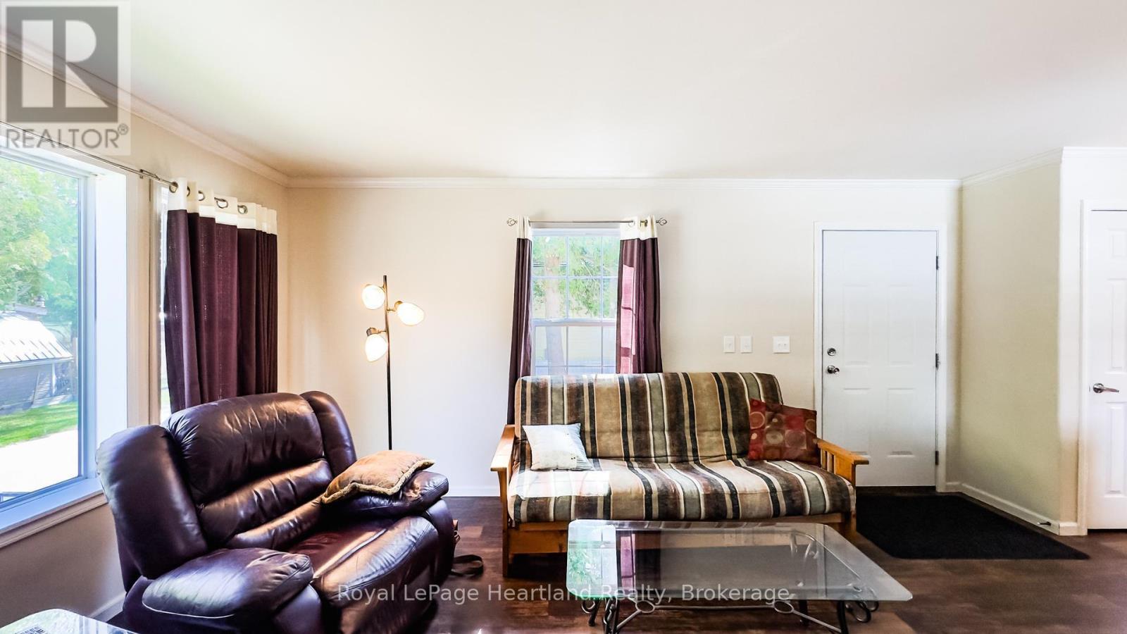 10 Bloomsbury Drive, Ashfield-Colborne-Wawanosh, Ontario  N7A 3Y3 - Photo 15 - X12165812