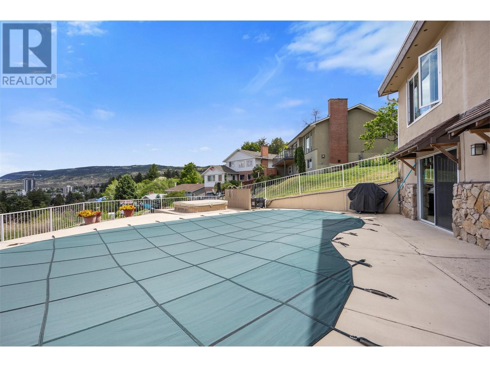 Property at 287 Connaught Road image 1