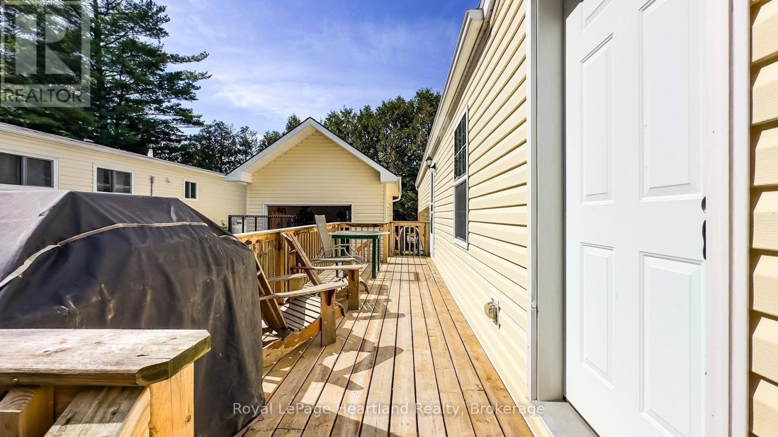 10 Bloomsbury Drive, Ashfield-Colborne-Wawanosh, Ontario  N7A 3Y3 - Photo 39 - X12165812