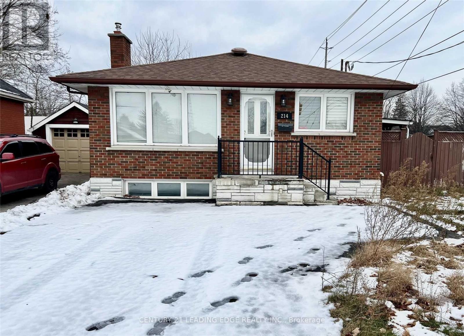 MAIN - 214 GIBBONS STREET, Oshawa, Ontario