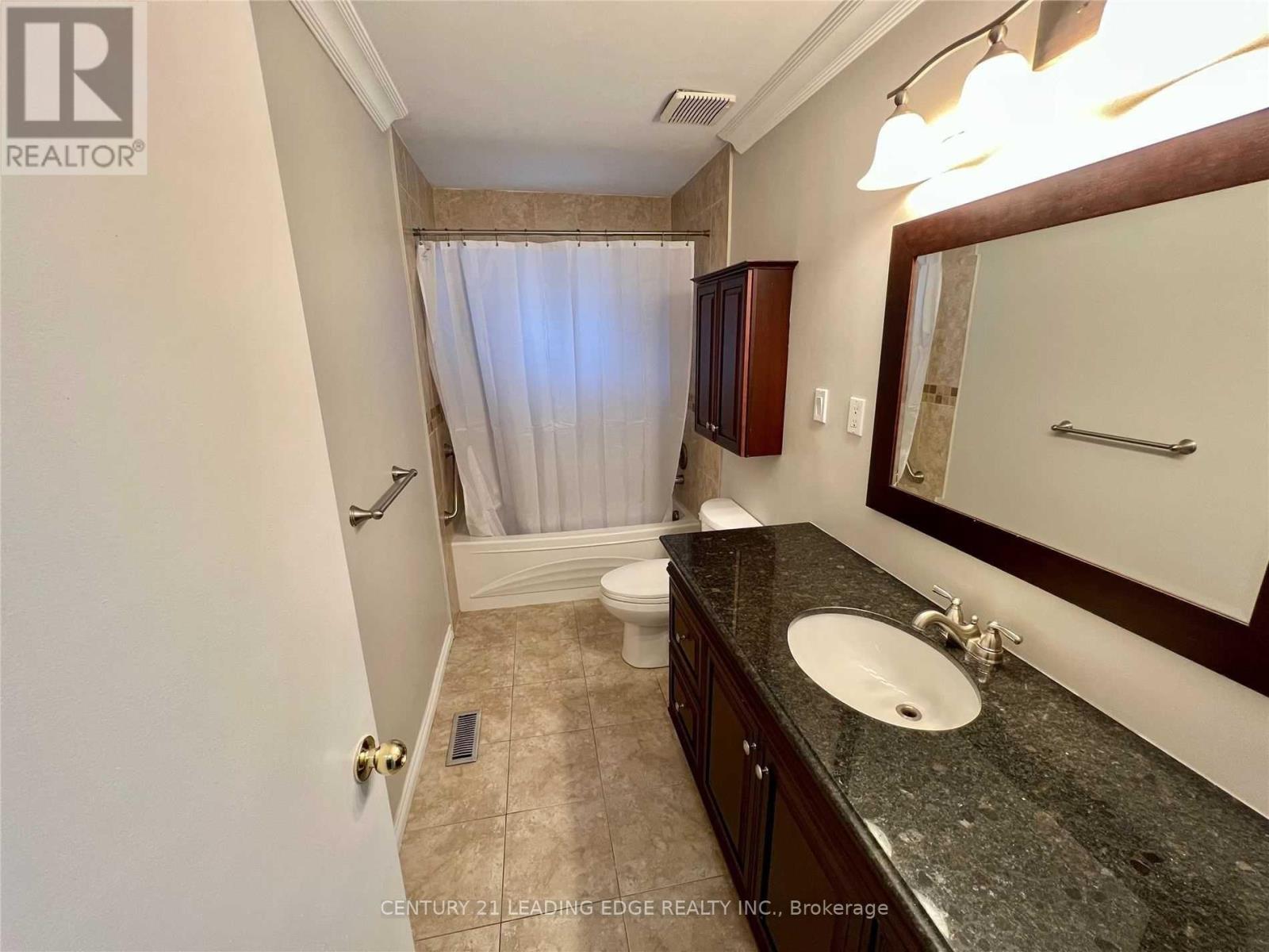 Main - 214 Gibbons Street, Oshawa, Ontario  L1J 4Y4 - Photo 10 - E12184383