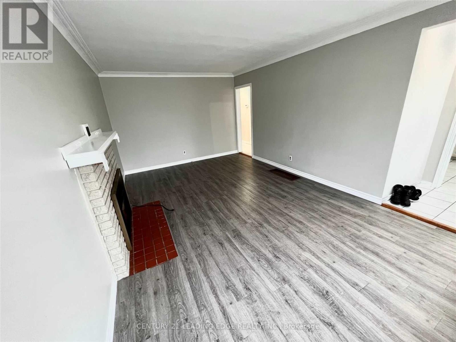 Main - 214 Gibbons Street, Oshawa, Ontario  L1J 4Y4 - Photo 5 - E12184383