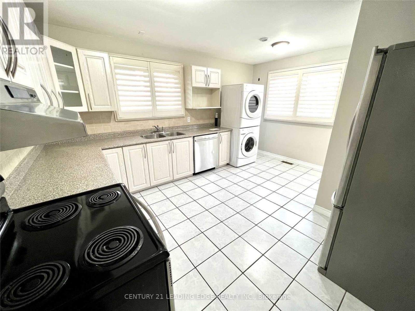 Main - 214 Gibbons Street, Oshawa, Ontario  L1J 4Y4 - Photo 6 - E12184383