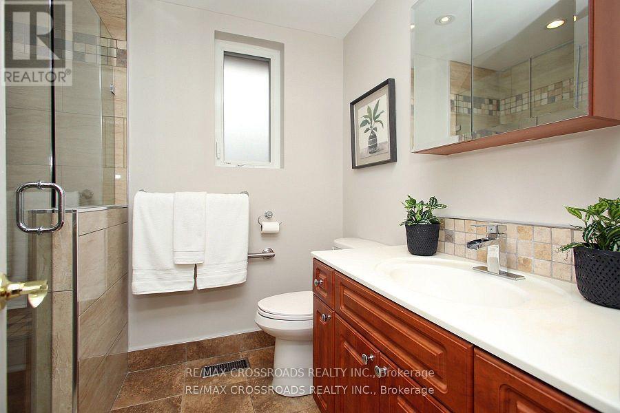 5 Independence Drive, Toronto, Ontario  M1K 3R7 - Photo 13 - E12184442