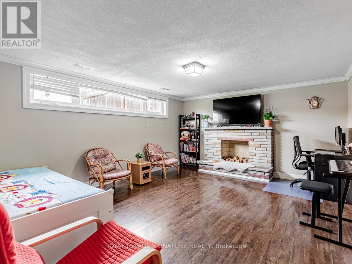 Lower - 193 Fairglen Avenue, Toronto, Ontario  M1W 1A9 - Photo 5 - E12184453