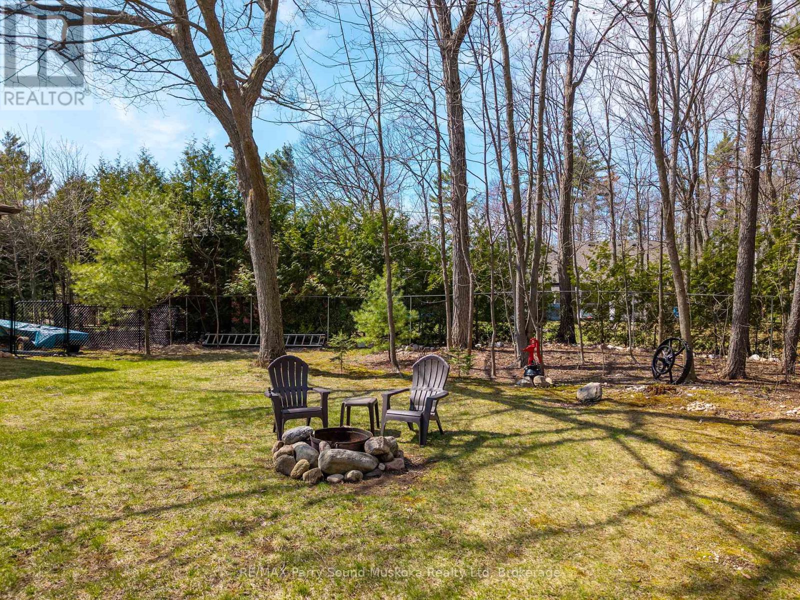 49 Stocco Circle, Tiny, Ontario  L0L 2T0 - Photo 10 - S12184455