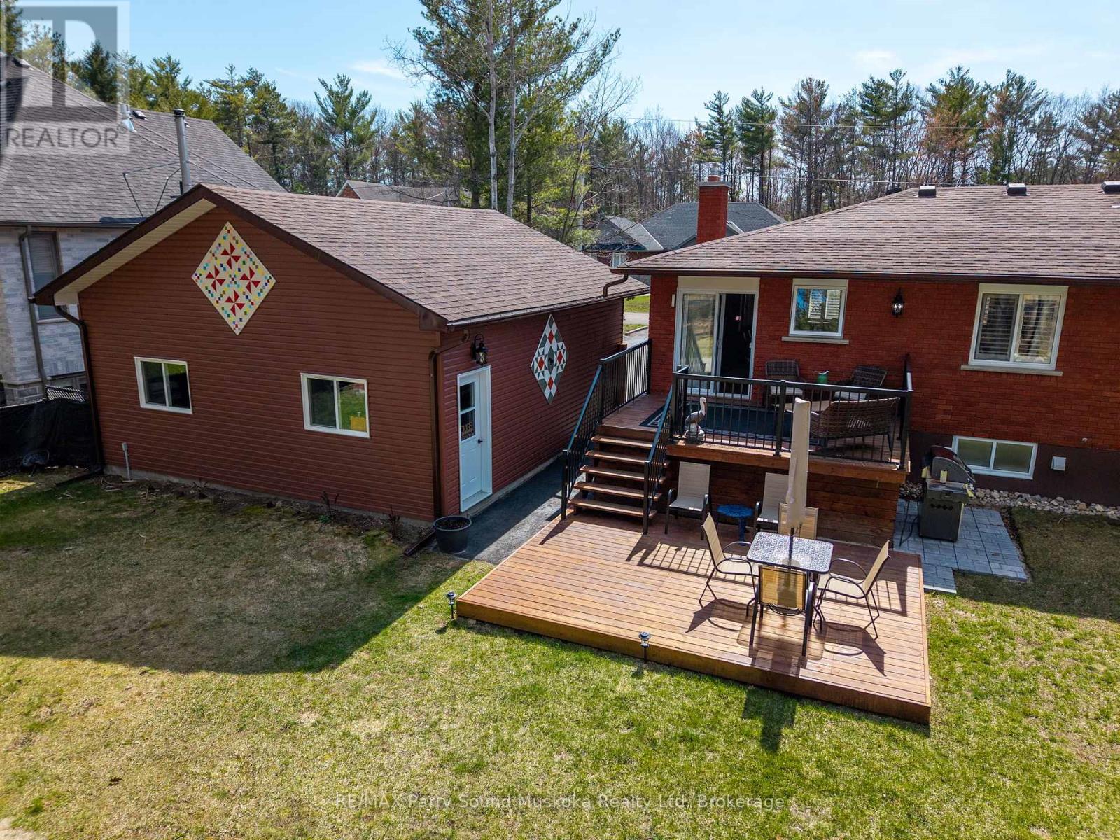 49 Stocco Circle, Tiny, Ontario  L0L 2T0 - Photo 13 - S12184455
