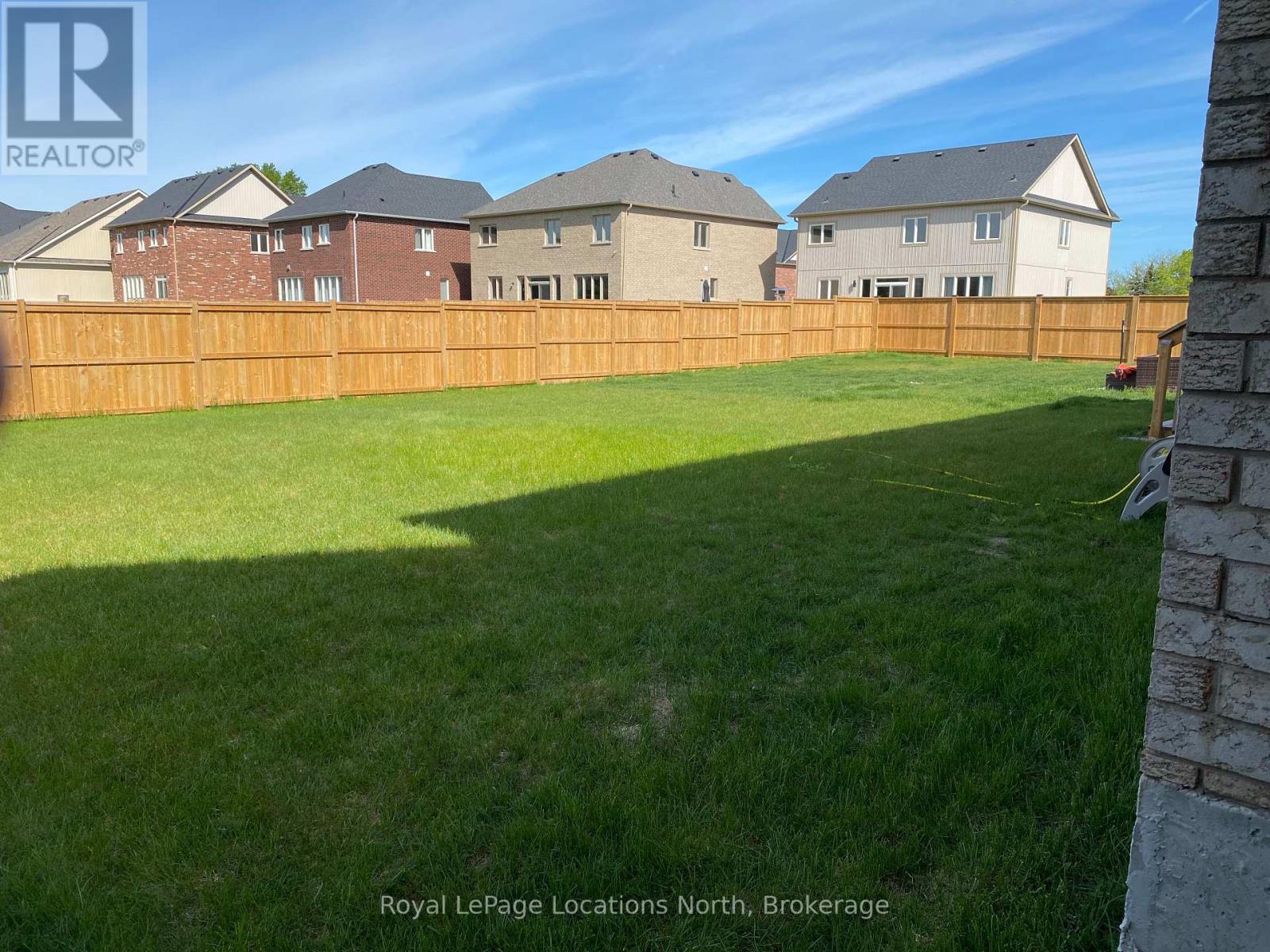 8 Kirby Avenue, Collingwood, Ontario  L9Y 3V3 - Photo 4 - S12184477