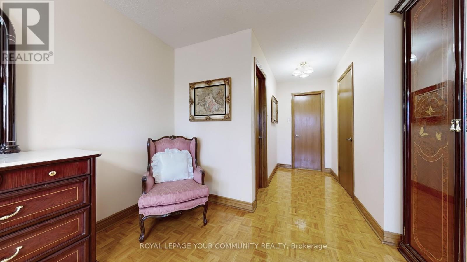 37 Cabinet Crescent, Vaughan (West Woodbridge), Ontario  L4L 6H9 - Photo 23 - N12184382