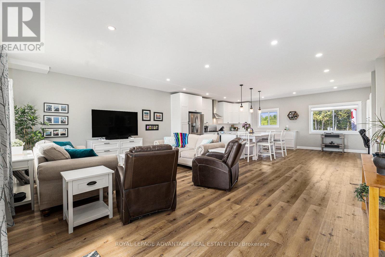 1861 Matheson Drive, Montague, Ontario  K7A 5B8 - Photo 9 - X12184507