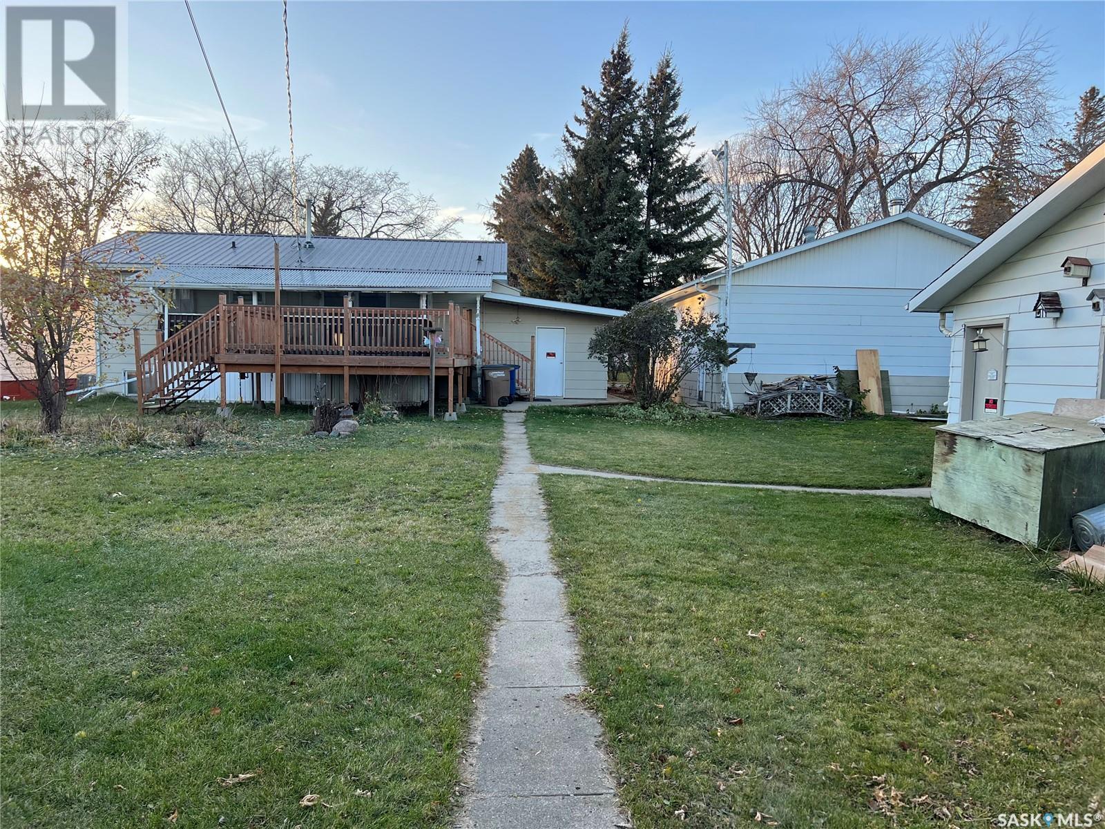 228 Katherine Avenue N, Porcupine Plain, Saskatchewan  S0E 1H0 - Photo 4 - SK988050