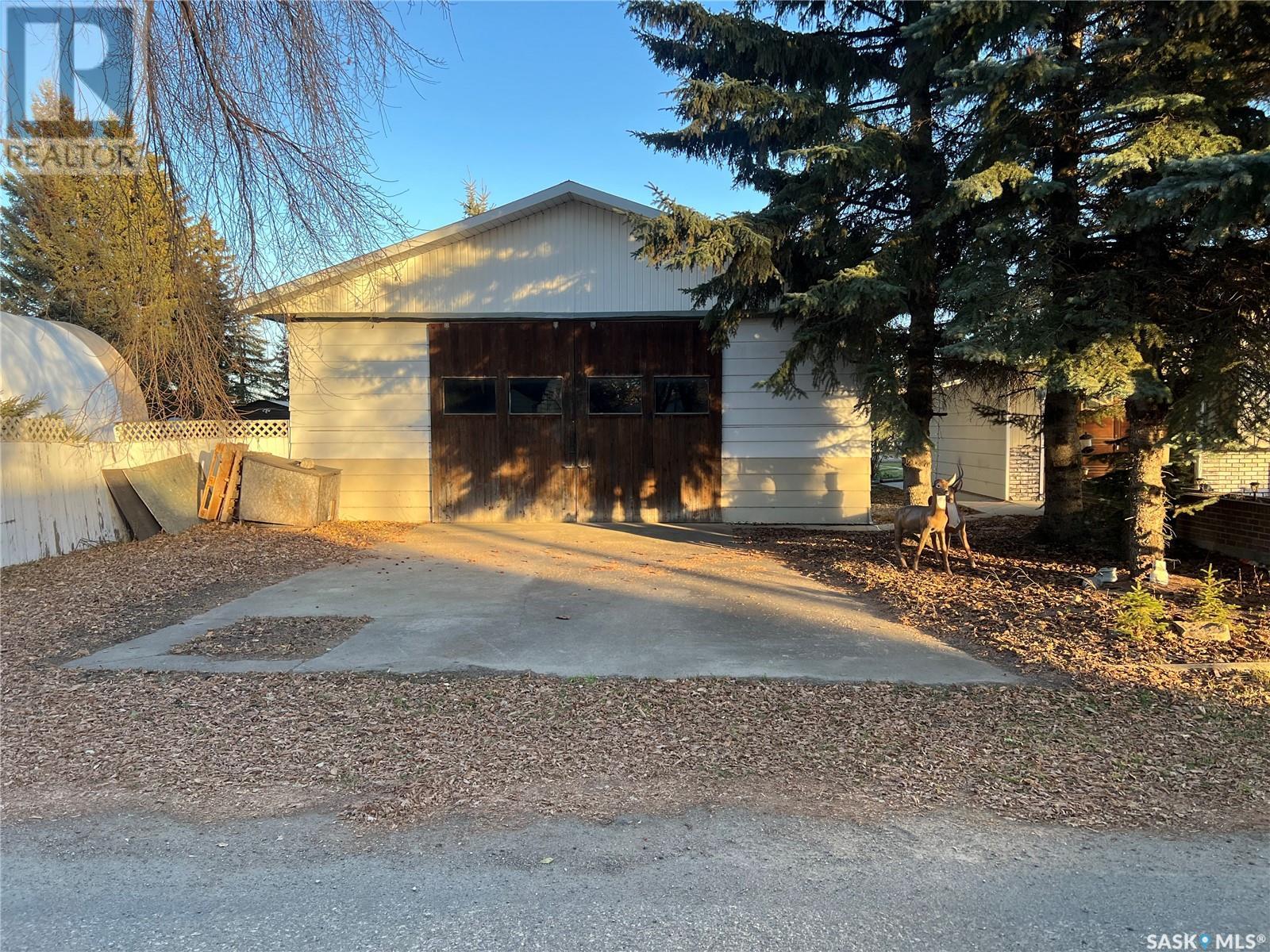 228 Katherine Avenue N, Porcupine Plain, Saskatchewan  S0E 1H0 - Photo 3 - SK988050