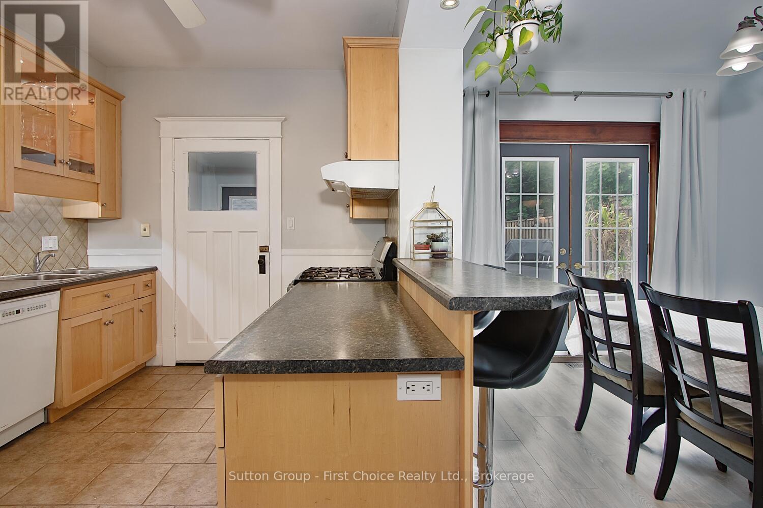 62 Louise Street, Stratford, Ontario  N5A 2E4 - Photo 19 - X12184465