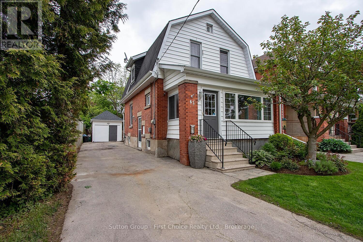 62 Louise Street, Stratford, Ontario  N5A 2E4 - Photo 2 - X12184465