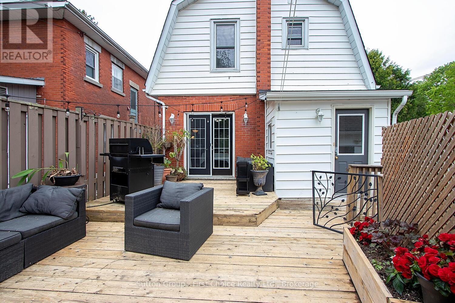 62 Louise Street, Stratford, Ontario  N5A 2E4 - Photo 38 - X12184465