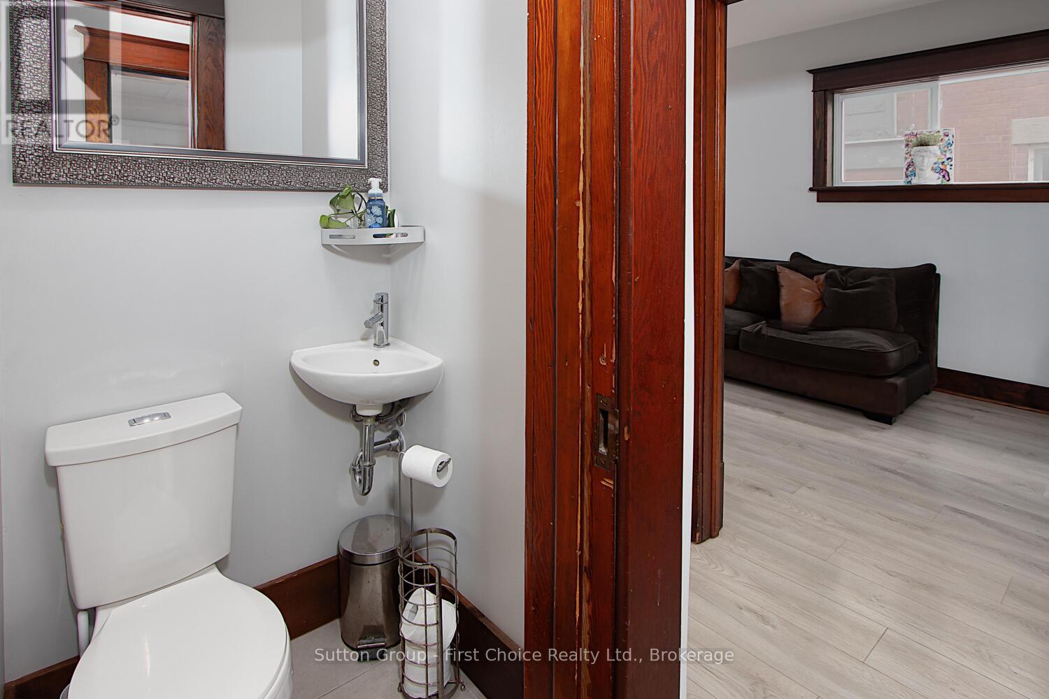62 Louise Street, Stratford, Ontario  N5A 2E4 - Photo 9 - X12184465