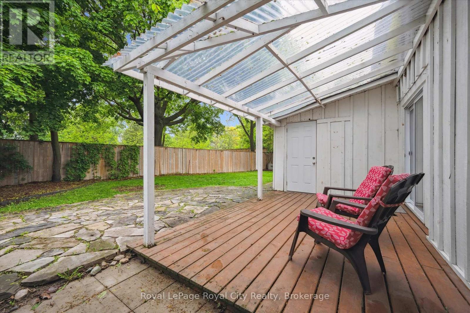 169 Edinburgh Road N, Guelph (Downtown), Ontario  N1H 5R6 - Photo 30 - X12184535