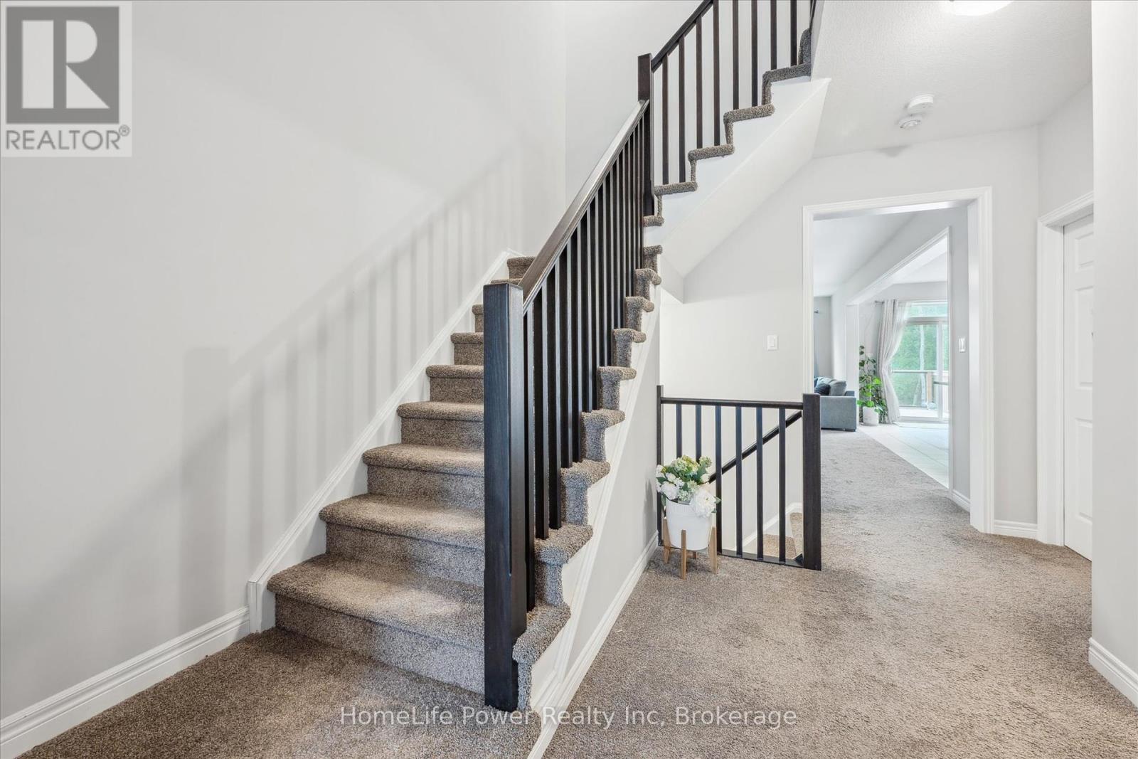193 Macalister Boulevard, Guelph, Ontario  N1G 0G8 - Photo 23 - X12184546