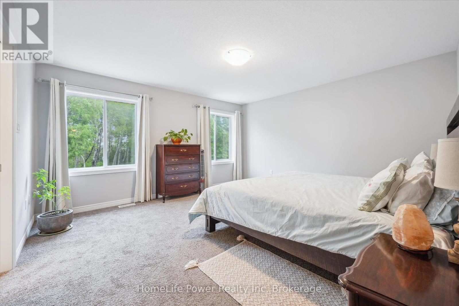 193 Macalister Boulevard, Guelph, Ontario  N1G 0G8 - Photo 24 - X12184546
