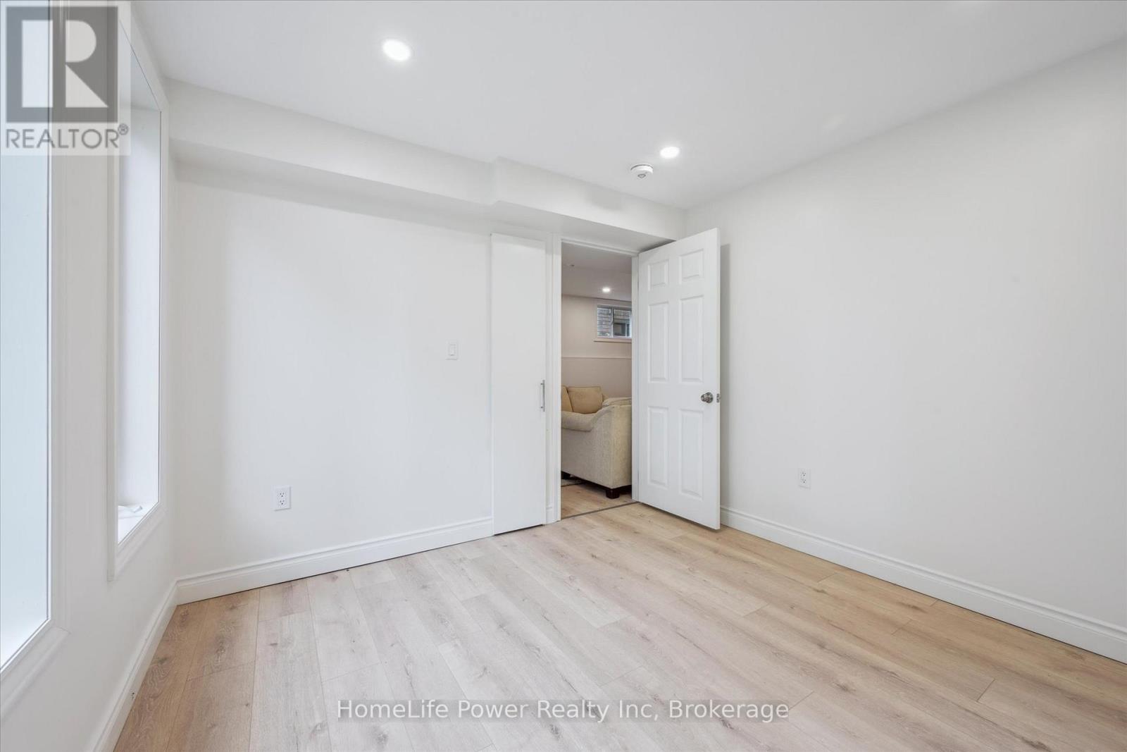 193 Macalister Boulevard, Guelph, Ontario  N1G 0G8 - Photo 39 - X12184546