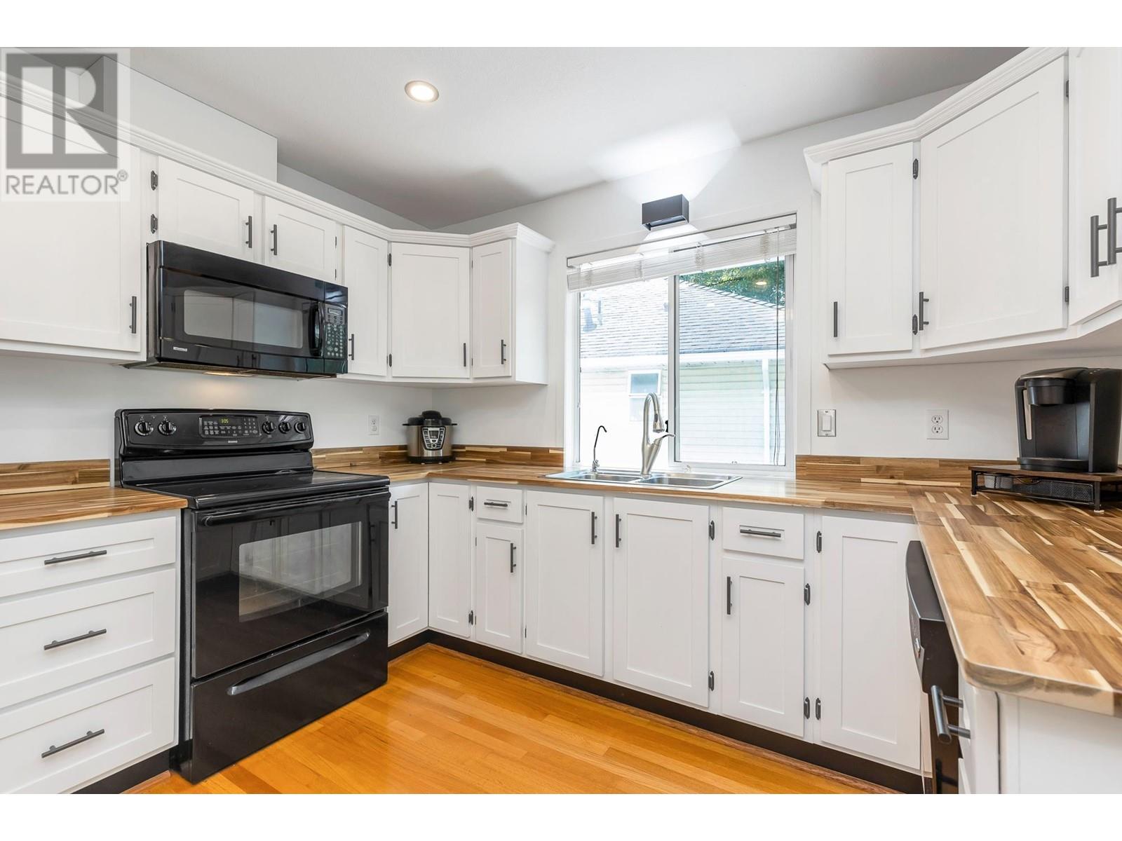 23053 125a Avenue, Maple Ridge, British Columbia  V2X 0S2 - Photo 8 - R3007396