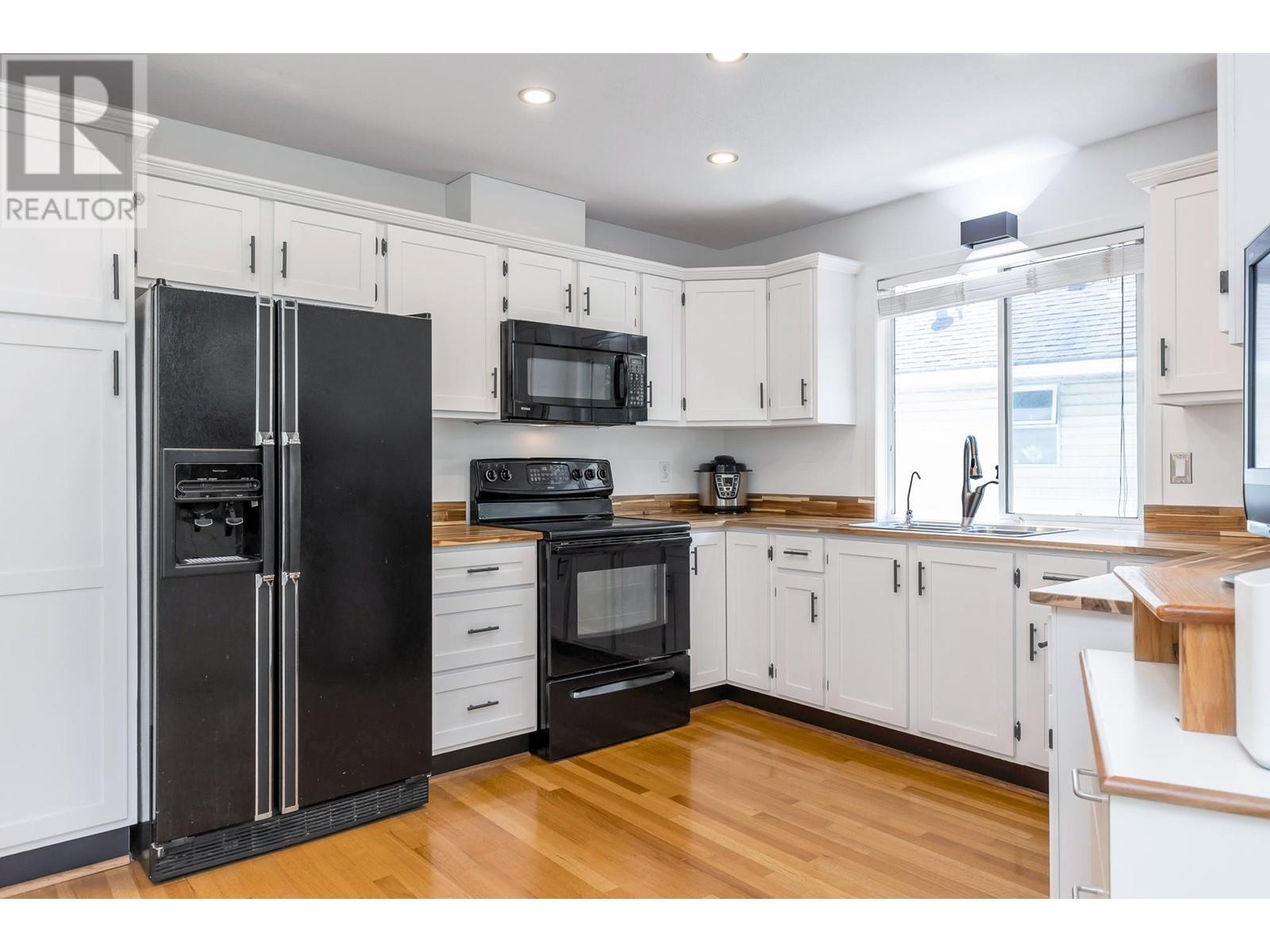 23053 125a Avenue, Maple Ridge, British Columbia  V2X 0S2 - Photo 10 - R3007396