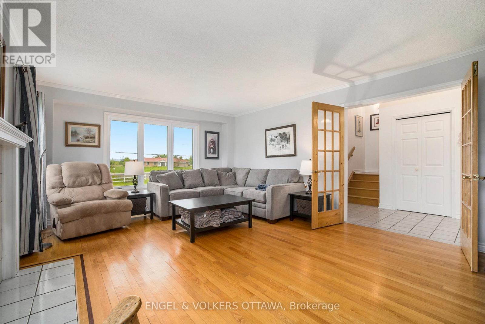 3093 Woodkilton Drive, Ottawa, Ontario  K0A 1T0 - Photo 6 - X12184495