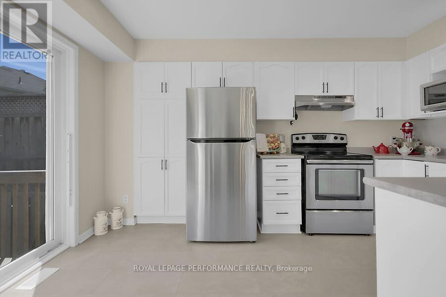 427 Lawler Crescent, Ottawa, Ontario  K4A 3Y3 - Photo 17 - X12184625