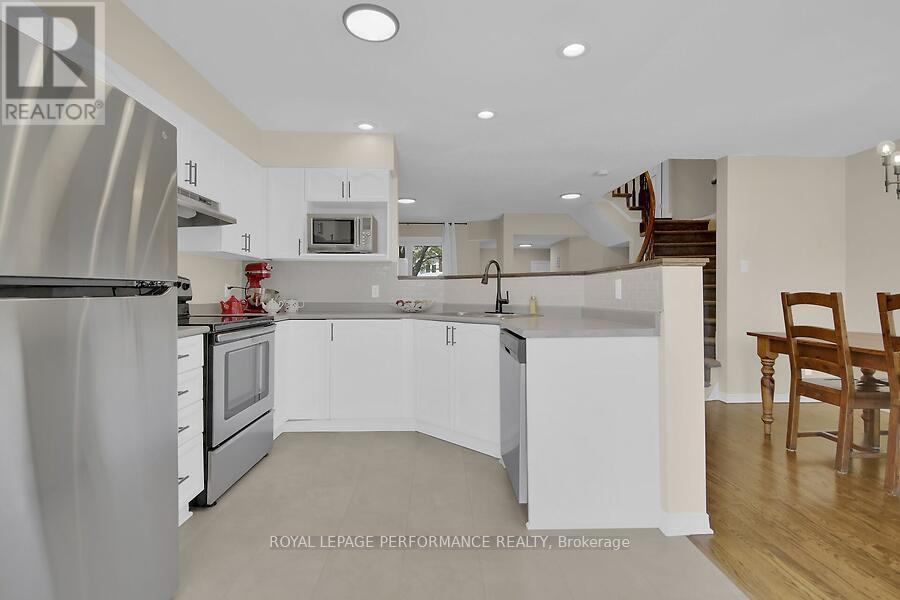 427 Lawler Crescent, Ottawa, Ontario  K4A 3Y3 - Photo 18 - X12184625