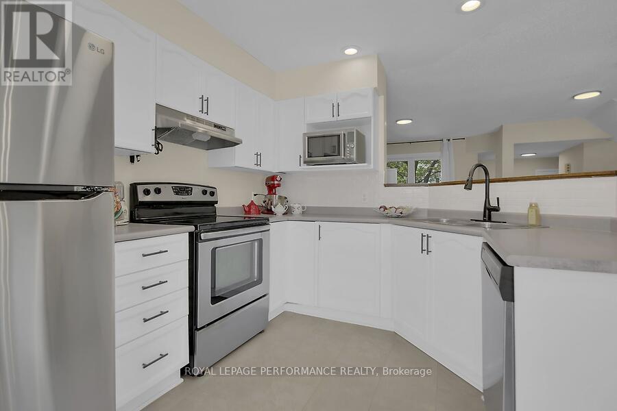 427 Lawler Crescent, Ottawa, Ontario  K4A 3Y3 - Photo 19 - X12184625