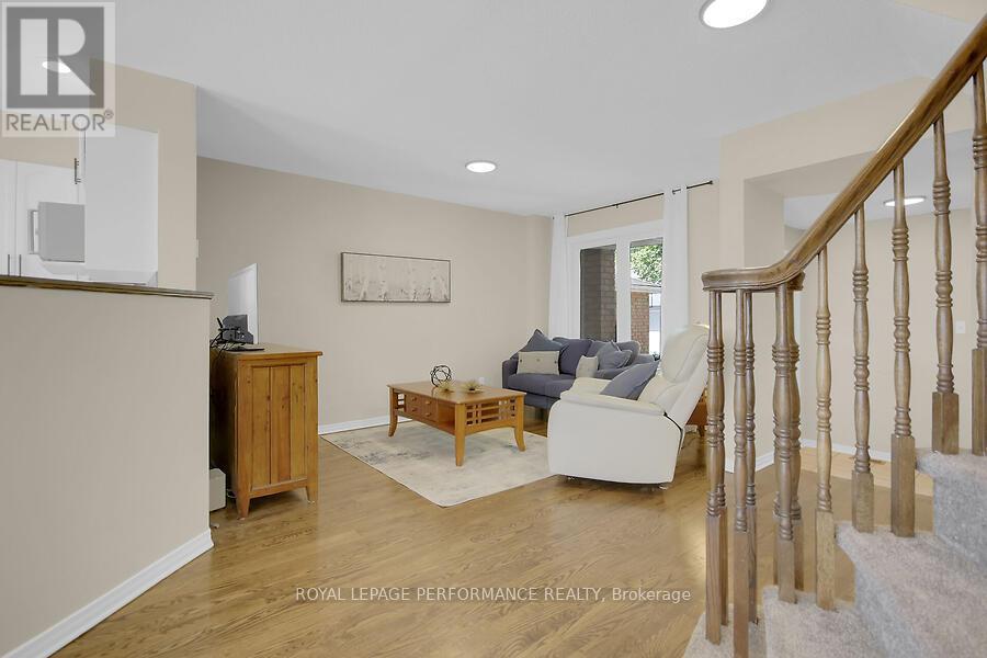 427 Lawler Crescent, Ottawa, Ontario  K4A 3Y3 - Photo 8 - X12184625