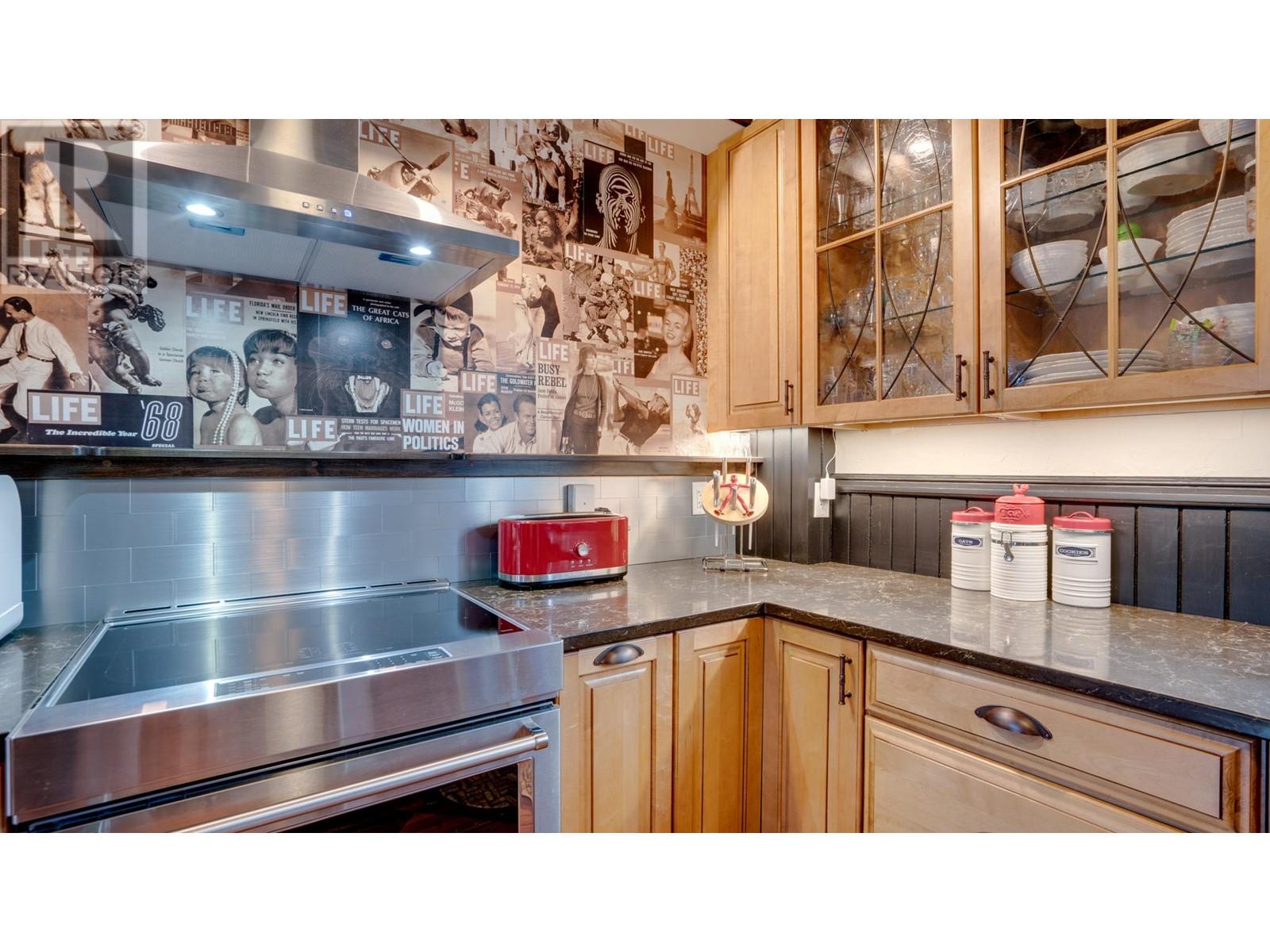 3102 Pleasant Valley Road, Vernon, British Columbia  V1T 4L3 - Photo 16 - 10349484