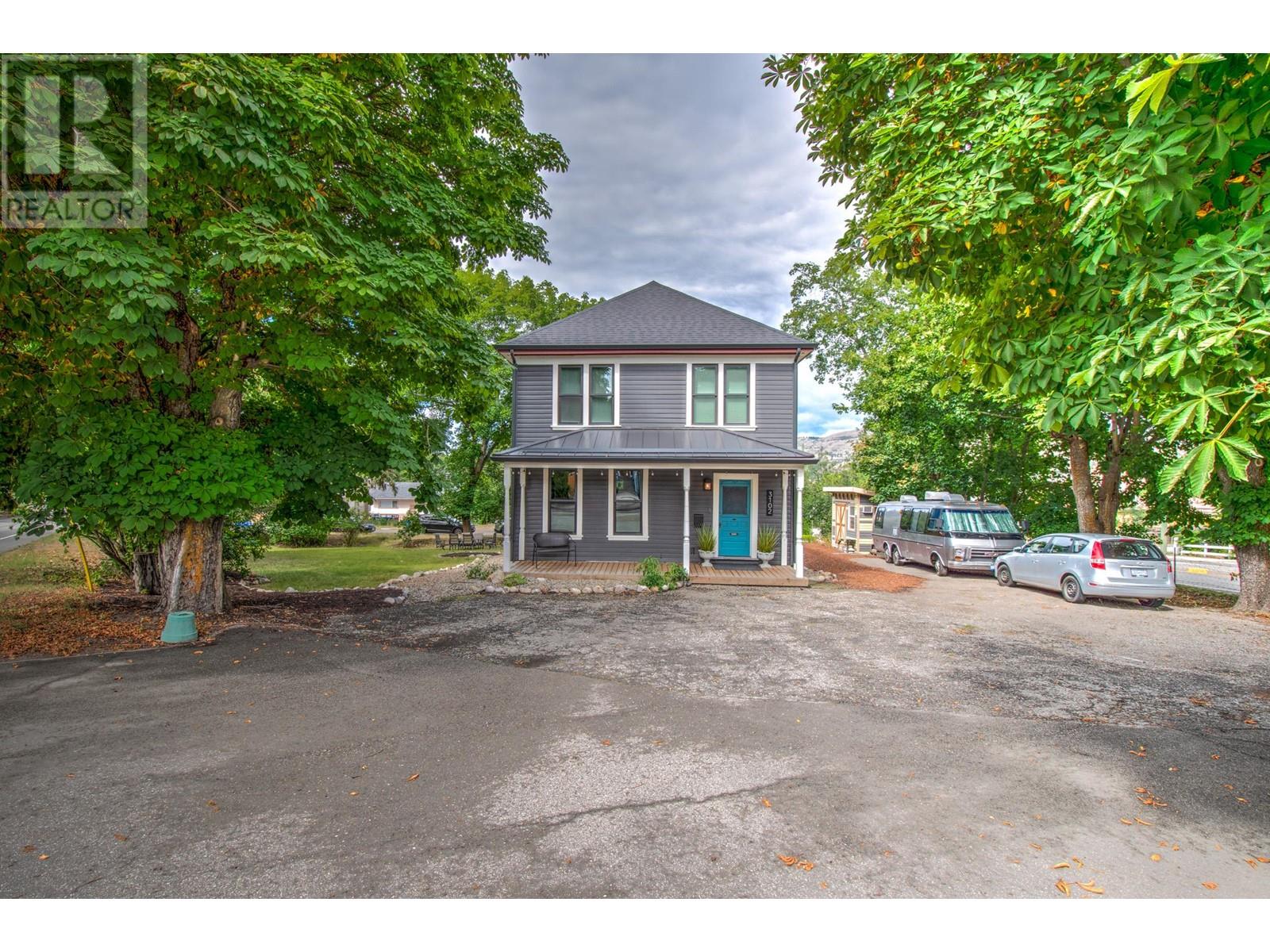 3102 Pleasant Valley Road, Vernon, British Columbia  V1T 4L3 - Photo 47 - 10349484