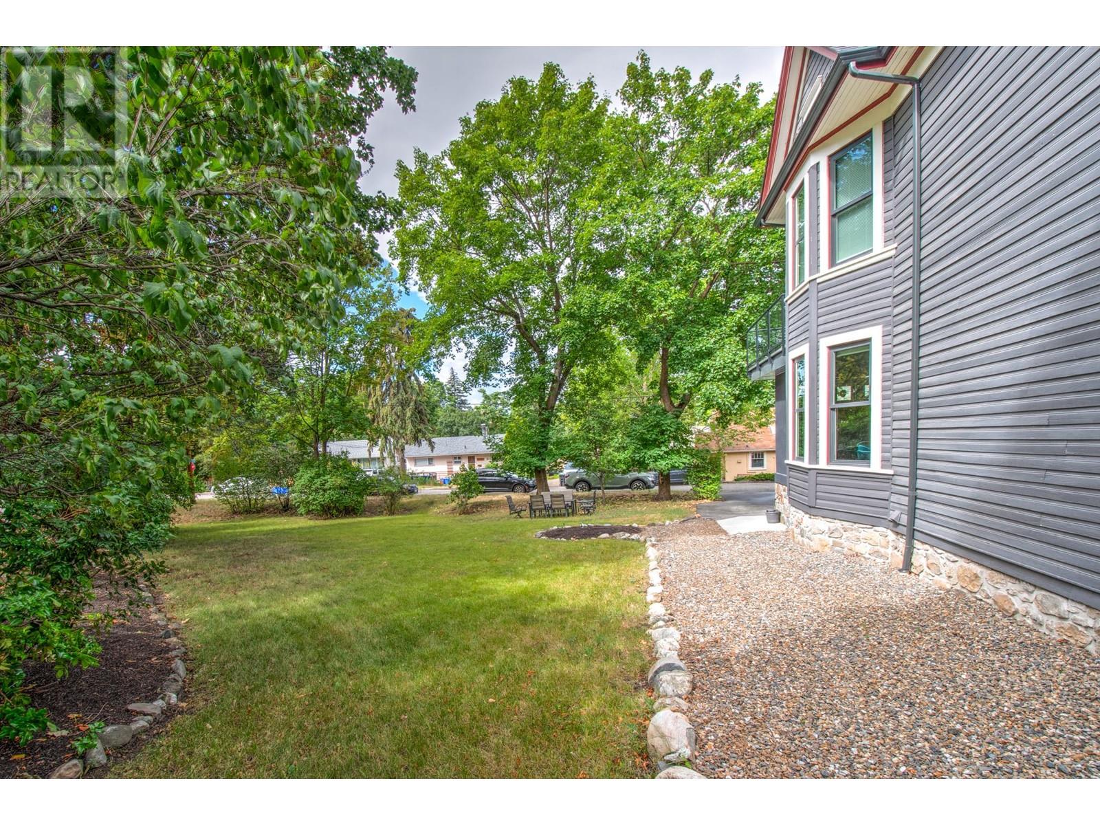 3102 Pleasant Valley Road, Vernon, British Columbia  V1T 4L3 - Photo 41 - 10349484