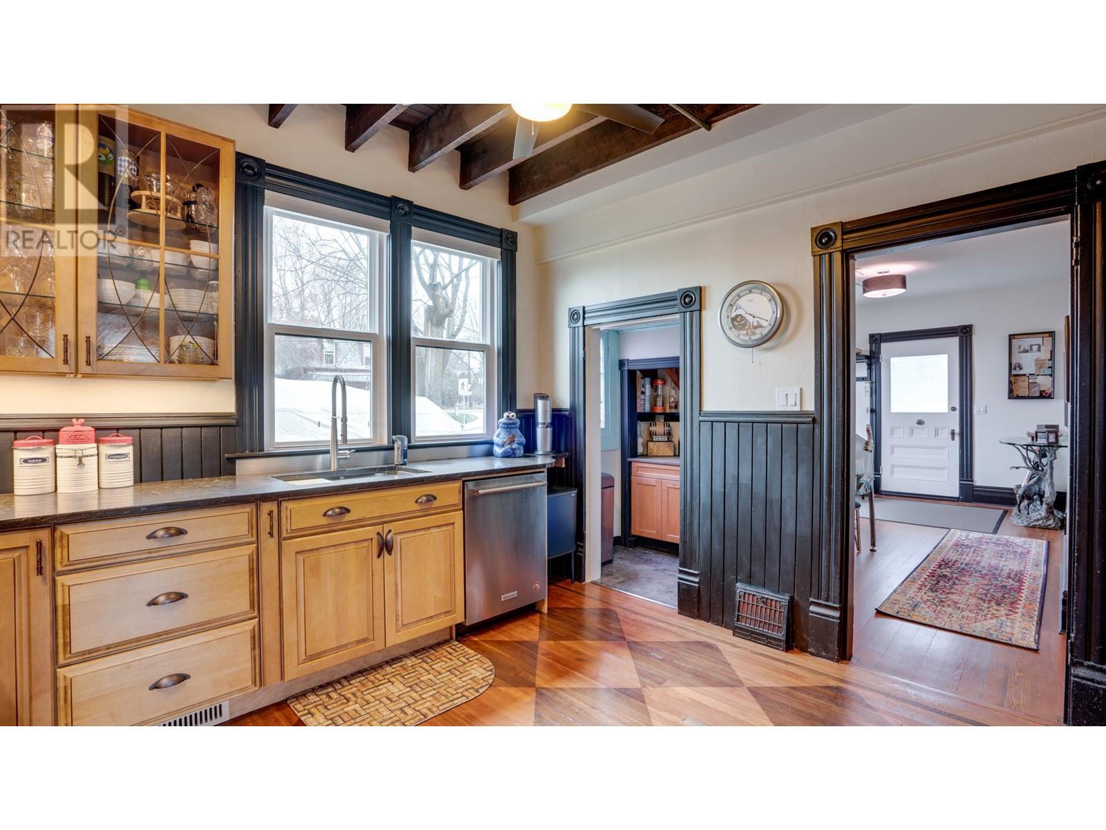 3102 Pleasant Valley Road, Vernon, British Columbia  V1T 4L3 - Photo 13 - 10349484