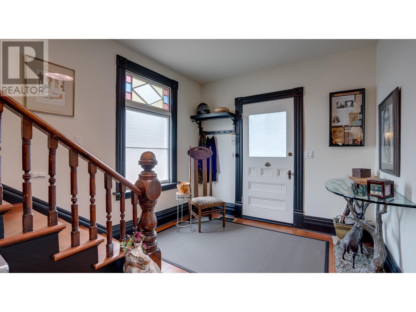3102 Pleasant Valley Road, Vernon, British Columbia  V1T 4L3 - Photo 9 - 10349484