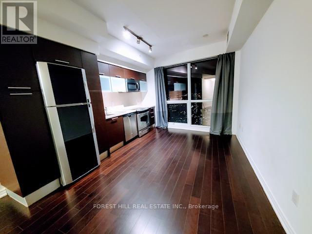 4606 - 386 YONGE STREET, toronto (bay street corridor), Ontario