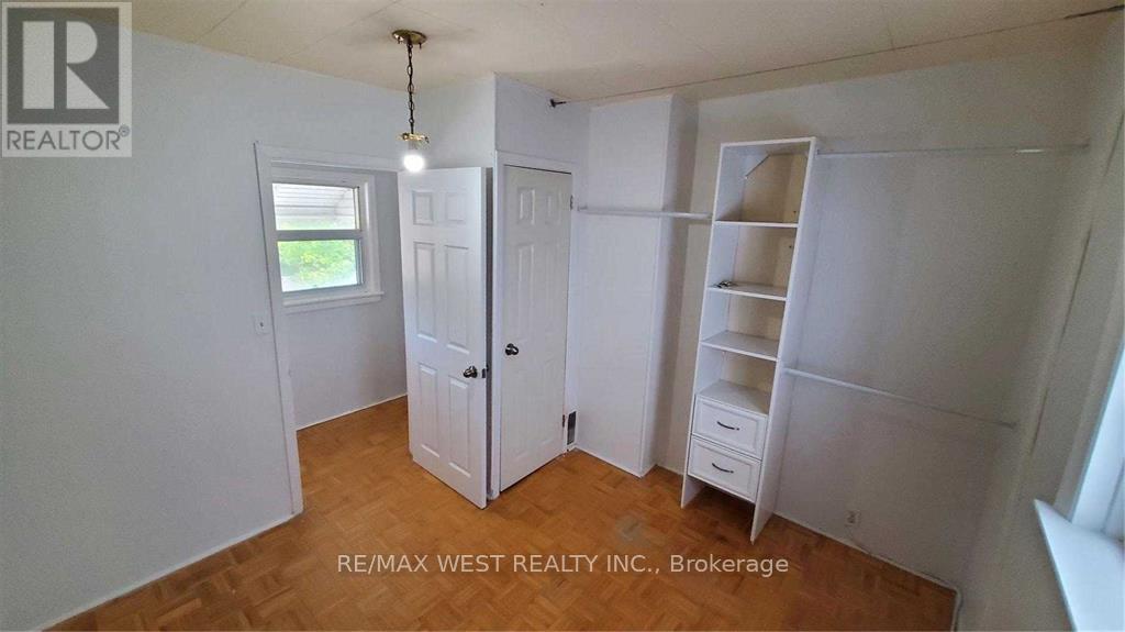 B (Back) - 66 Dagmar Avenue, Toronto, Ontario  M4M 1W1 - Photo 10 - E12170820