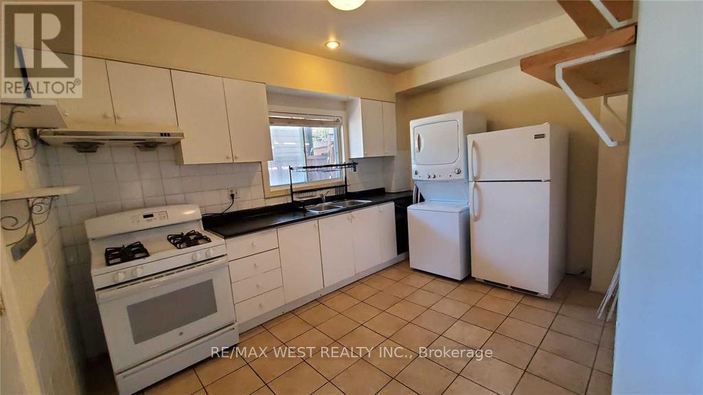 B (Back) - 66 Dagmar Avenue, Toronto, Ontario  M4M 1W1 - Photo 6 - E12170820